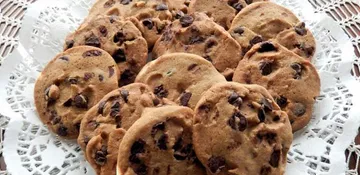 Datlové cookies s rozinkami